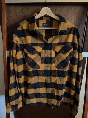 Pendleton Long Sleeve Mustard Plaid Flannel Button-up